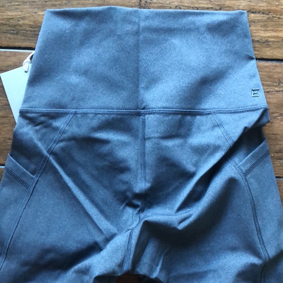 Everlane perform leggings - Picture 4 of 4